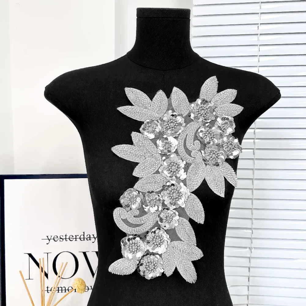 Sequin Flower Embroidered Patches Elegant Three Dimensional Flowers Clothing Applique Exquisite Detachable Patch Repair
Sequin Flower Embroidered Patches Elegant Three Dimensional Flowers Clothing Applique Exquisite Detachable Patch Repair
