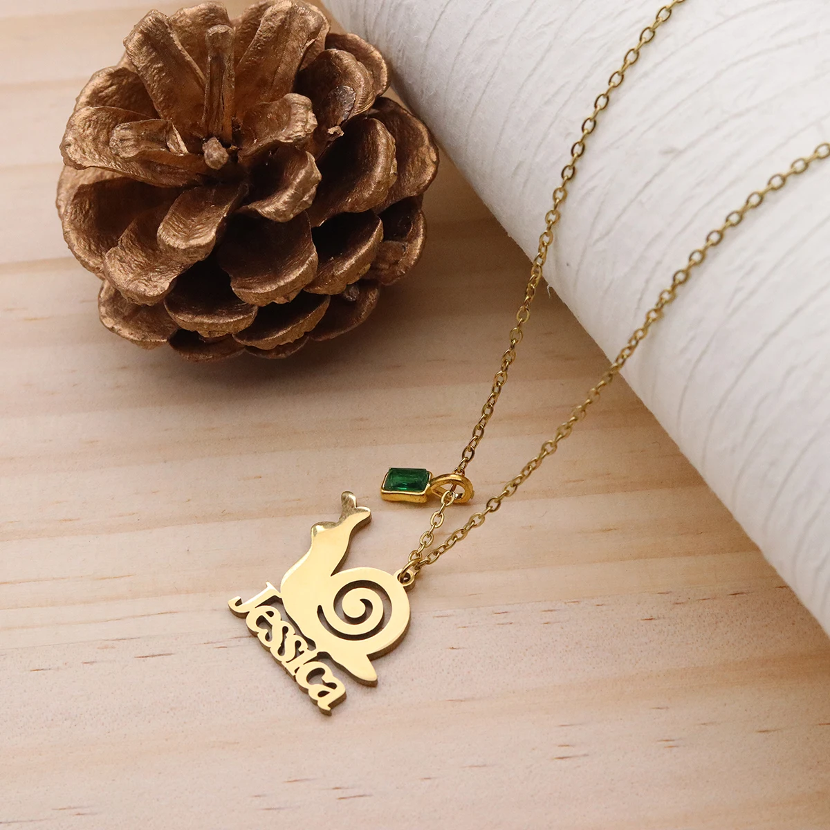 Ожерелье с подвеской в виде улитки Chandler Custom Name, серебристое, из нержавеющей стали, украшение с животным мотивом для женщин
Ожерелье с подвеской в виде улитки Chandler Custom Name, серебристое, из нержавеющей стали, украшение с животным мотивом для женщин