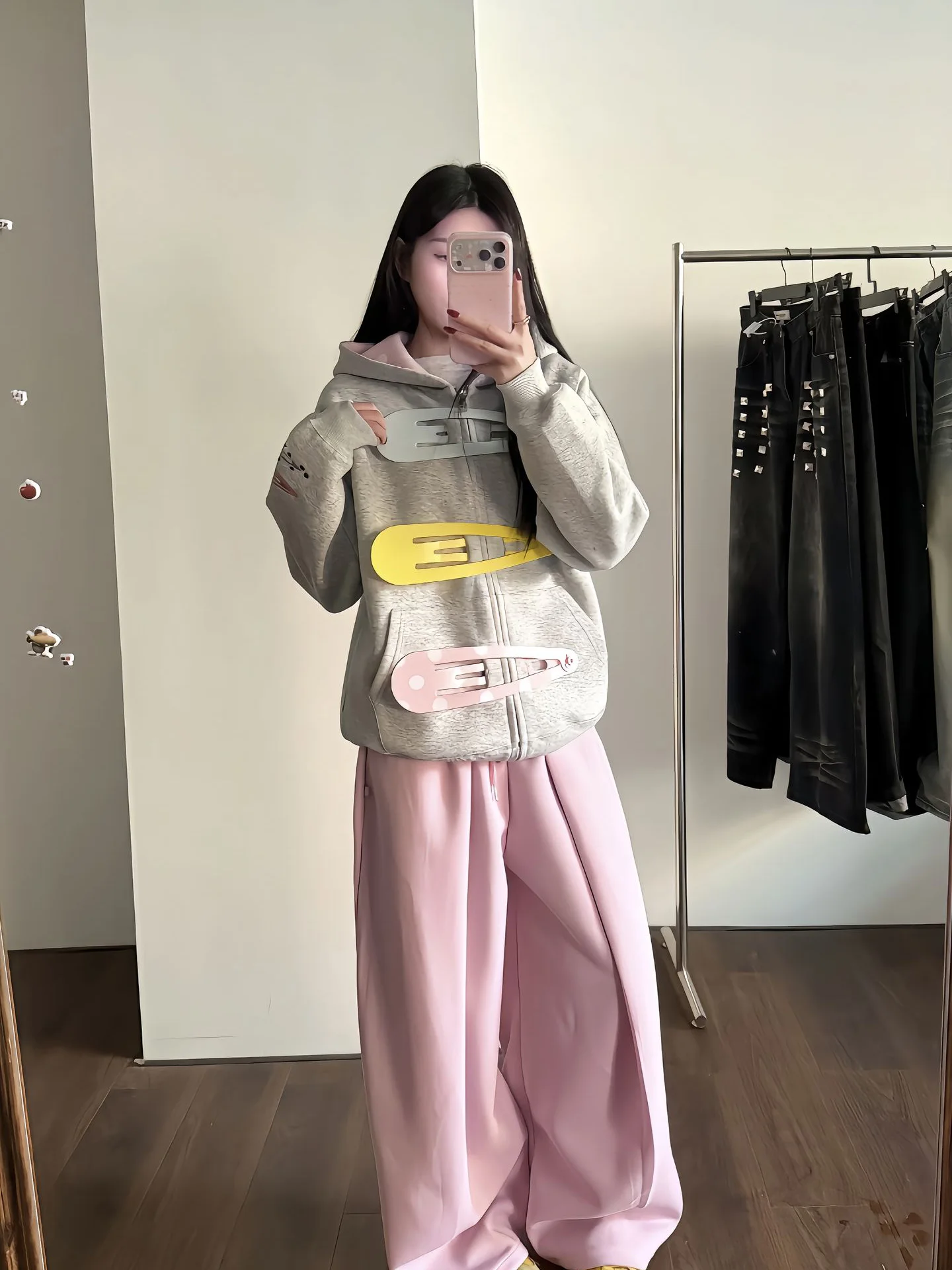 Американский стиль: Съемная большая заколка для волос, толстовка с капюшоном, весенне-осенняя, для отдыха, модная, парная одежда, открытая.
Американский стиль: Съемная большая заколка для волос, толстовка с капюшоном, весенне-осенняя, для отдыха, модная, парная одежда, открытая.