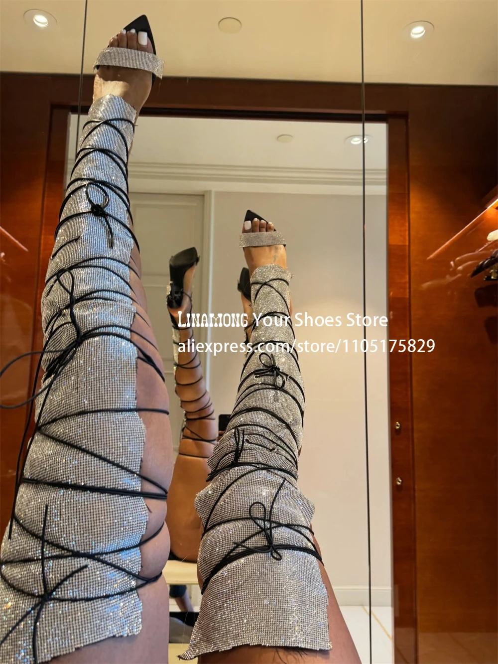 Fully Rhinestone Strappy Sandals Luxurious Sparkling Pointed Stilettos Designer Style Crystal Studded High Heel Boots for Summer
Fully Rhinestone Strappy Sandals Luxurious Sparkling Pointed Stilettos Designer Style Crystal Studded High Heel Boots for Summer