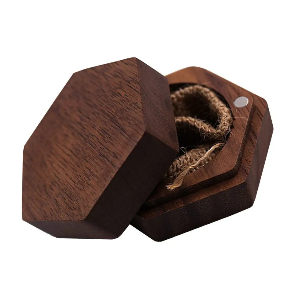1Pcs Premium Wooden Ring Storage Box Jewelry Packaging Gift Box for Proposal Wedding Festival Ring Wrapping Elegant Jewelry
1Pcs Premium Wooden Ring Storage Box Jewelry Packaging Gift Box for Proposal Wedding Festival Ring Wrapping Elegant Jewelry