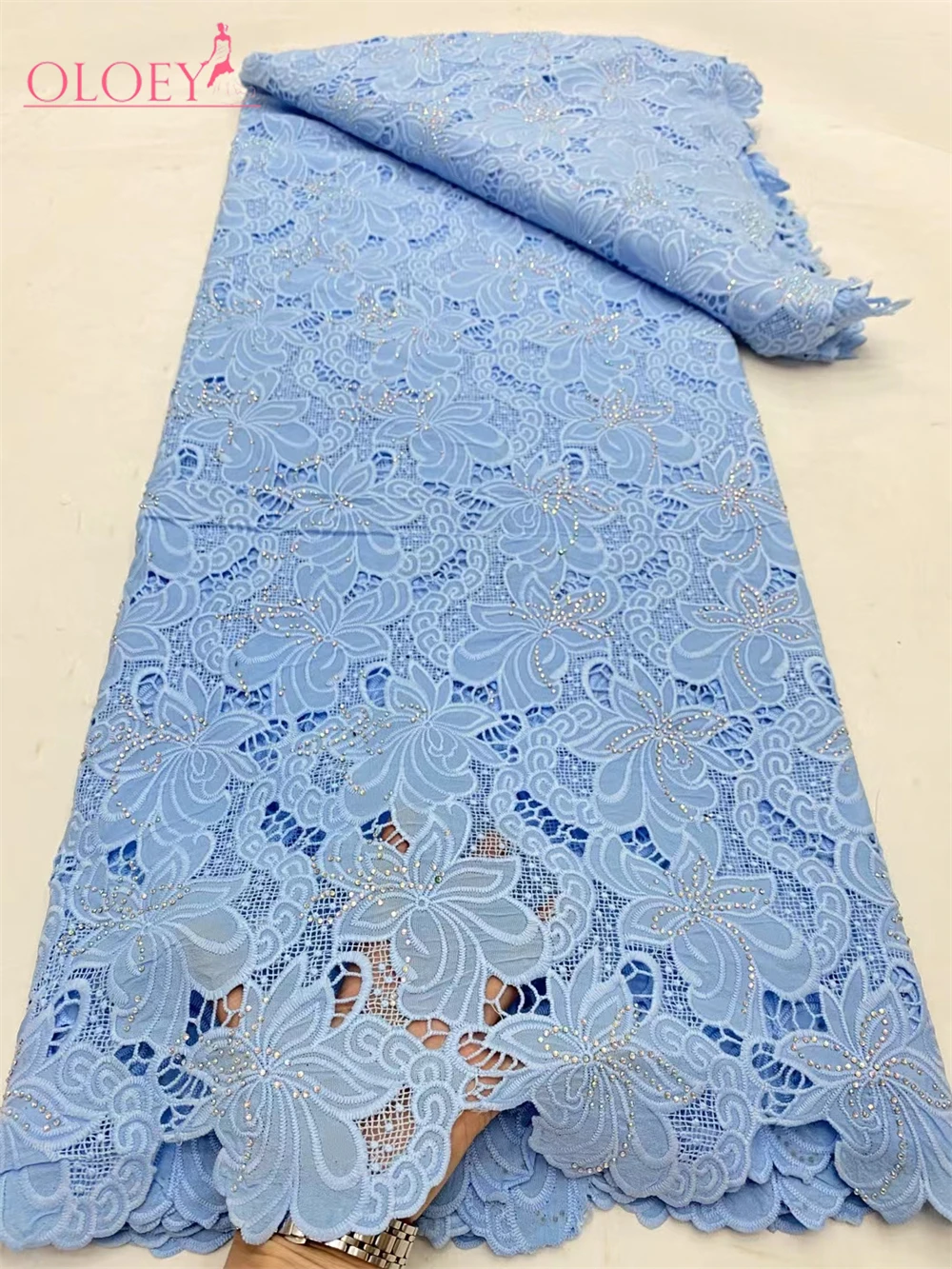 2024 Classic Fashion French Laser Embroidery Chiffon Lace Fabric African Nigerian With Diamond Bead Fabric For Wedding Dress
2024 Classic Fashion French Laser Embroidery Chiffon Lace Fabric African Nigerian With Diamond Bead Fabric For Wedding Dress
