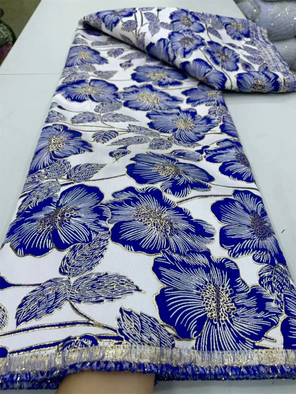 French Lace Fabric Organza Brocade Jacquard Gilding Mesh 2024 Embroidery African Tulle Fabric For Wedding Sewing Wear R4498
French Lace Fabric Organza Brocade Jacquard Gilding Mesh 2024 Embroidery African Tulle Fabric For Wedding Sewing Wear R4498
