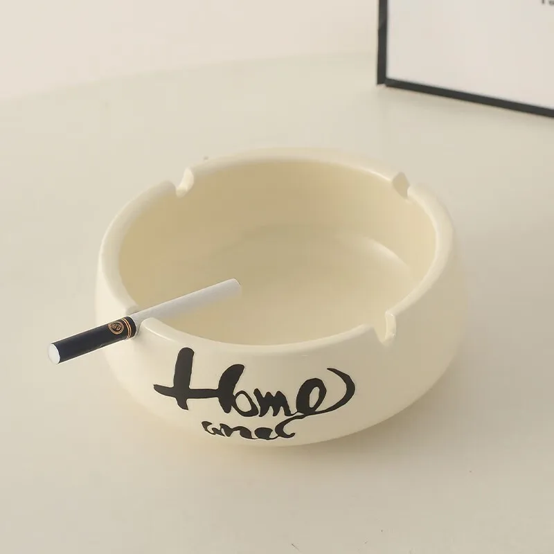 Light luxury wind ceramic ashtray home furnishings decoration living room office personalized ashtray fly-proof ash
Light luxury wind ceramic ashtray home furnishings decoration living room office personalized ashtray fly-proof ash