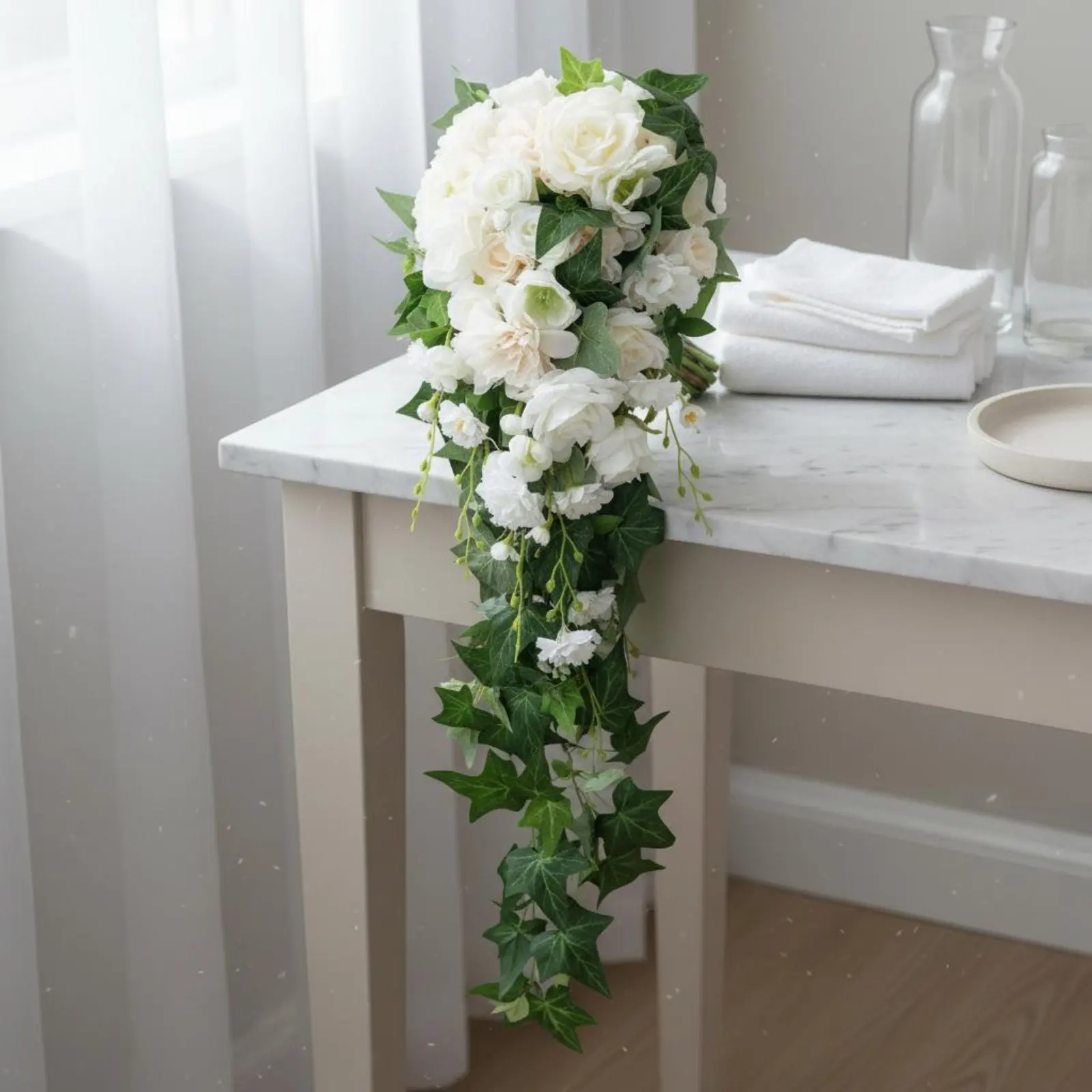 Waterfall Bridal Flower Arrangement Elegant Waterfall Bridal Floral Arrangement Lifelike Long-Lasting for Bridal Party
Waterfall Bridal Flower Arrangement Elegant Waterfall Bridal Floral Arrangement Lifelike Long-Lasting for Bridal Party
