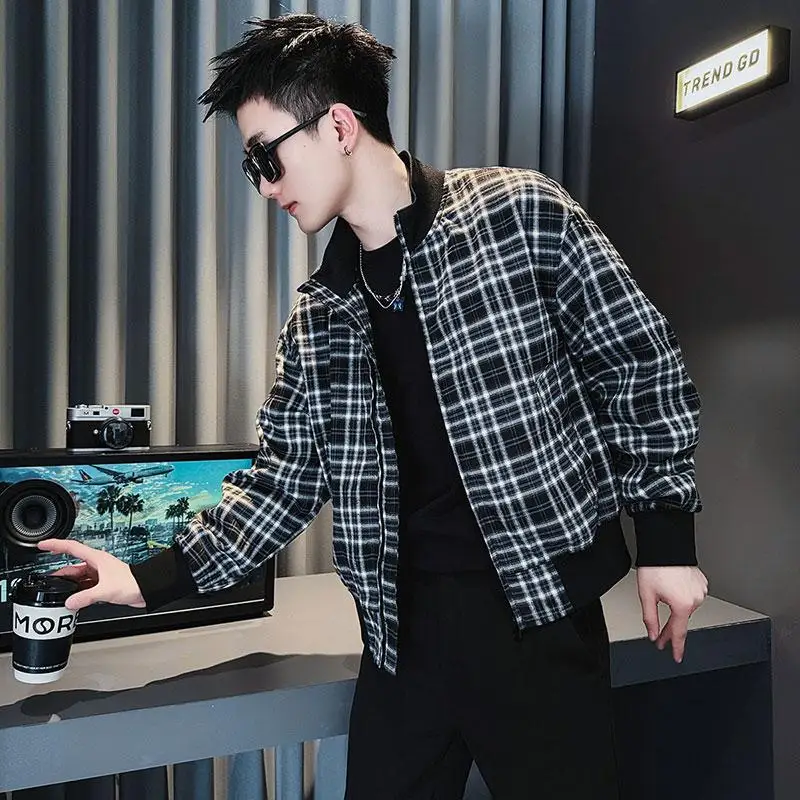 Повседневная клетчатая куртка с воротником-стойкой, мужская весенне-осенняя новинка Sle Faionable, брендовая молодежная повседневная одежда из полиэфирного волокна Long Sve
Повседневная клетчатая куртка с воротником-стойкой, мужская весенне-осенняя новинка Sle Faionable, брендовая молодежная повседневная одежда из полиэфирного волокна Long Sve