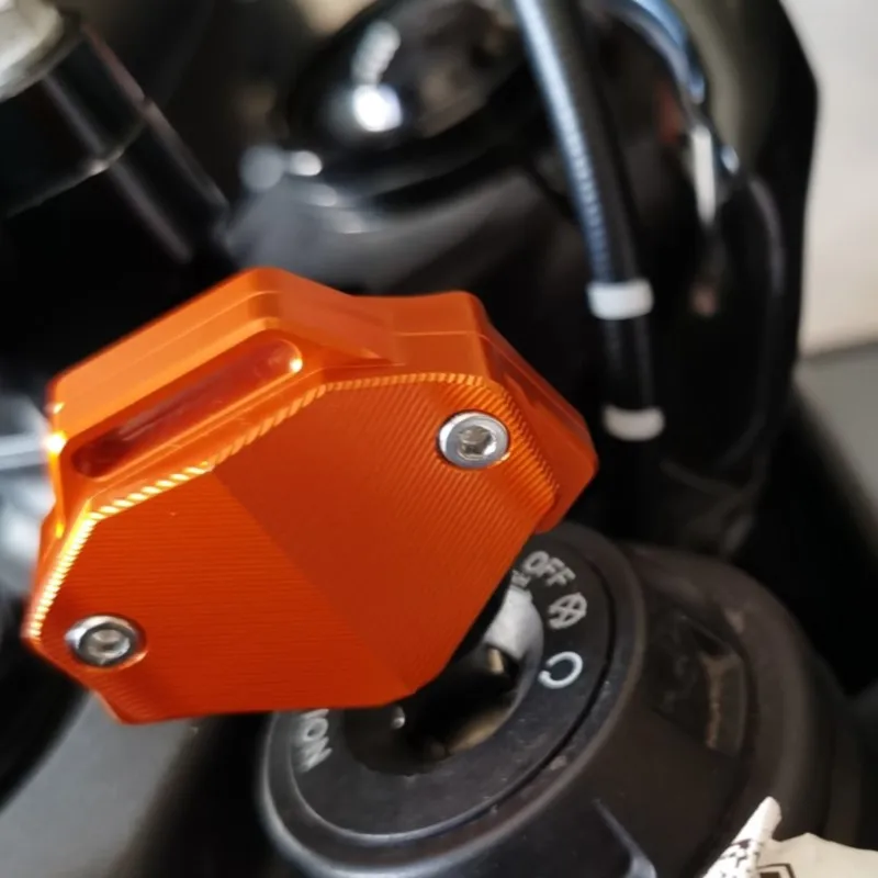FOR KTM 790 890 Adventure R / S Adv 2019 2020 2021 2022 2023 2024 CNC Motorcycle Accessories Chain Keychain Key Case Shell Cover
FOR KTM 790 890 Adventure R / S Adv 2019 2020 2021 2022 2023 2024 CNC Motorcycle Accessories Chain Keychain Key Case Shell Cover