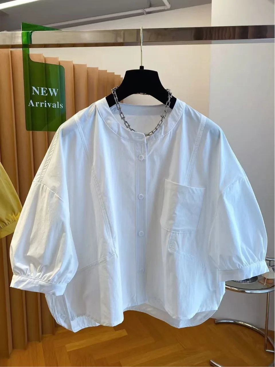 Elegant round Neck Half Sleeve Shirt Women Summer 2026 New Loose Casual Super Beautiful mid Sleeve Short Sleeve Blouse Top
Elegant round Neck Half Sleeve Shirt Women Summer 2026 New Loose Casual Super Beautiful mid Sleeve Short Sleeve Blouse Top