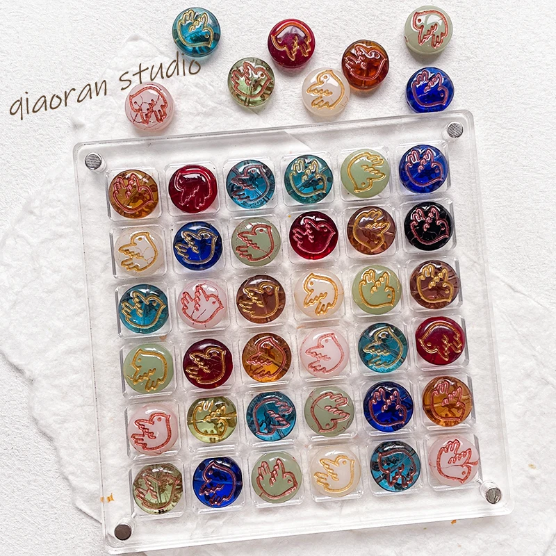 Ретро позолоченная прозрачная птица с тиснением, круглая брендовая многоцветная импортная чешская стеклянная бусина, разбросанные аксессуары ручной работы «сделай сам»
Ретро позолоченная прозрачная птица с тиснением, круглая брендовая многоцветная импортная чешская стеклянная бусина, разбросанные аксессуары ручной работы «сделай сам»