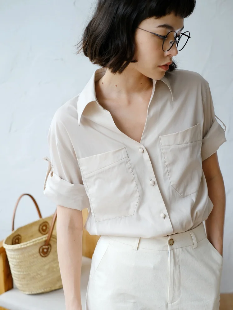 Ecru Soli Women's Shirt V-neck Button Design Drapey Nine-point Sleeve Commute Simple Style Summer Fashion Ladies' Shirt
Ecru Soli Women's Shirt V-neck Button Design Drapey Nine-point Sleeve Commute Simple Style Summer Fashion Ladies' Shirt