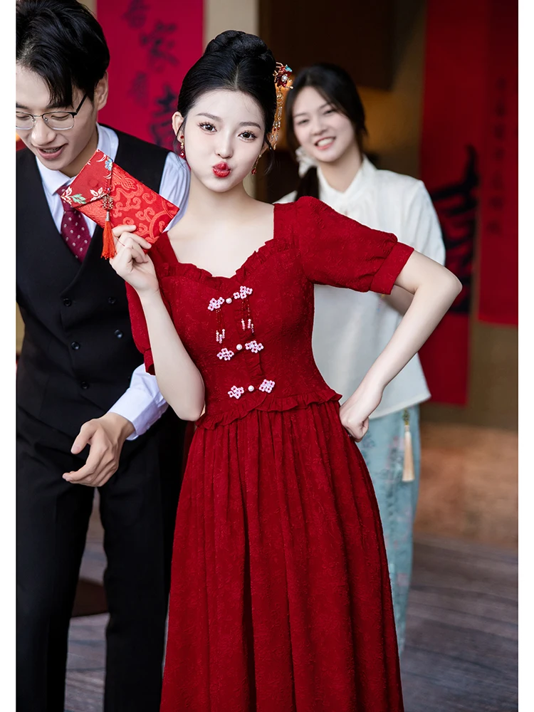Red Wedding Dress Female Version Engagement Party Wear A-Line Skirt Short Sleeve Zipper Style Korean Style mid Waist
Red Wedding Dress Female Version Engagement Party Wear A-Line Skirt Short Sleeve Zipper Style Korean Style mid Waist