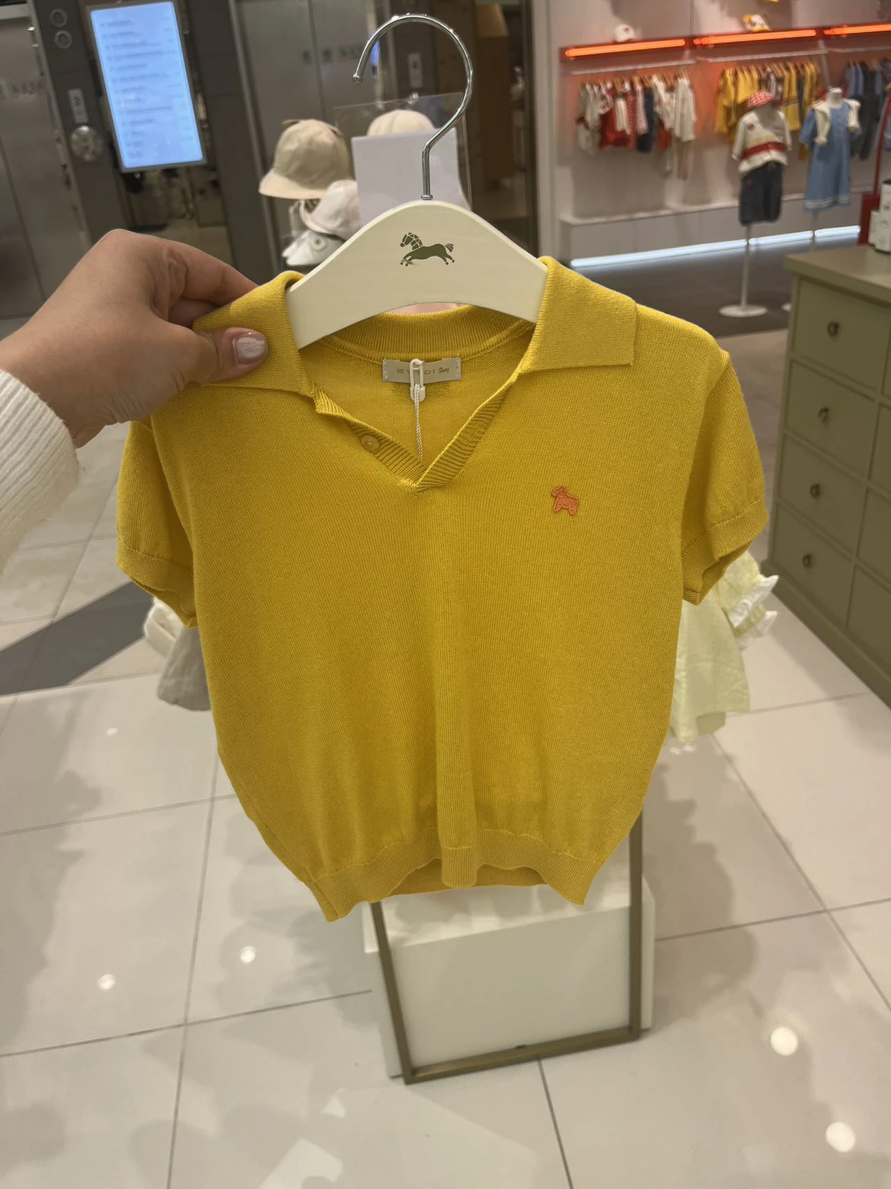Soft Comfortable Knitted Short Sleeve T-Shirt for Kids Baby New Summer Style V-Neck Pure Color Unisex Korean Style Children's...
Soft Comfortable Knitted Short Sleeve T-Shirt for Kids Baby New Summer Style V-Neck Pure Color Unisex Korean Style Children's...