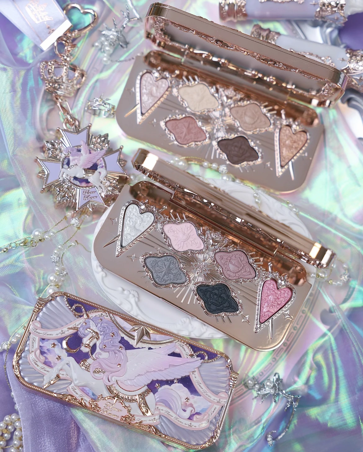 Flower Knows Knight Unicorn Serise Eyeshadow Palette Matte Fine Shimmer Pearl Face Palette 6 Colour Glitter Eye Shadow
Flower Knows Knight Unicorn Serise Eyeshadow Palette Matte Fine Shimmer Pearl Face Palette 6 Colour Glitter Eye Shadow