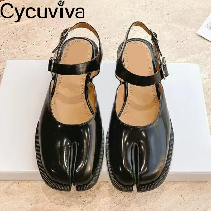 Genuine Leather Split Toe Flat Designer Shoes Woman Black Flip Flops Formal Ladies Sandals Summer Brand Runway Women Shoes
Genuine Leather Split Toe Flat Designer Shoes Woman Black Flip Flops Formal Ladies Sandals Summer Brand Runway Women Shoes