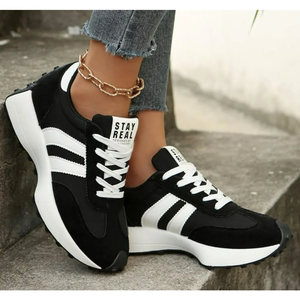 New Designer Sneakers Women Sport Shoes Sneakers Thick Bottom Casual Fashionable Sneakers Lightweight Soft Bottm Running Shoes
New Designer Sneakers Women Sport Shoes Sneakers Thick Bottom Casual Fashionable Sneakers Lightweight Soft Bottm Running Shoes