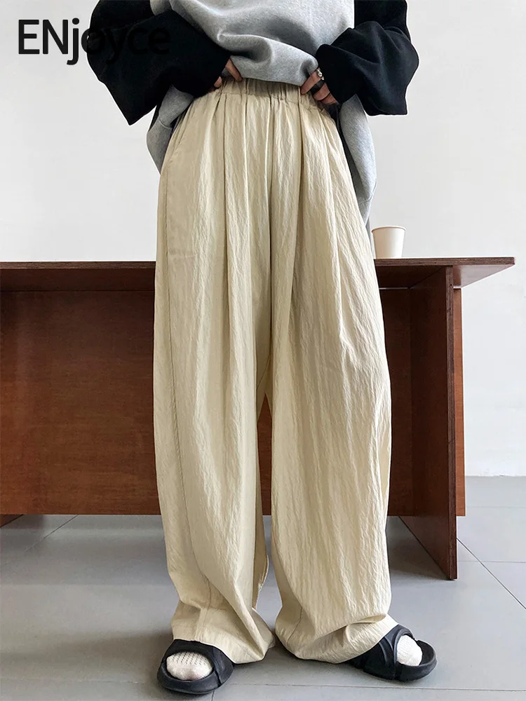 2024 Spring Summer Women Vintage Loose Fit High Waist Pants Y2K Streetwear Ladies Casual Wide Leg Draped Mopping Trousers
2024 Spring Summer Women Vintage Loose Fit High Waist Pants Y2K Streetwear Ladies Casual Wide Leg Draped Mopping Trousers