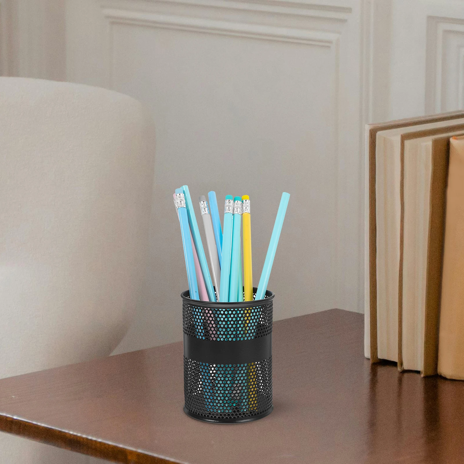 Metal Desk Pen Holder Pencil Cup Hollow Grid Design Office Stationery Organizer For School Bedroom Library Large Capacity Smooth
Metal Desk Pen Holder Pencil Cup Hollow Grid Design Office Stationery Organizer For School Bedroom Library Large Capacity Smooth