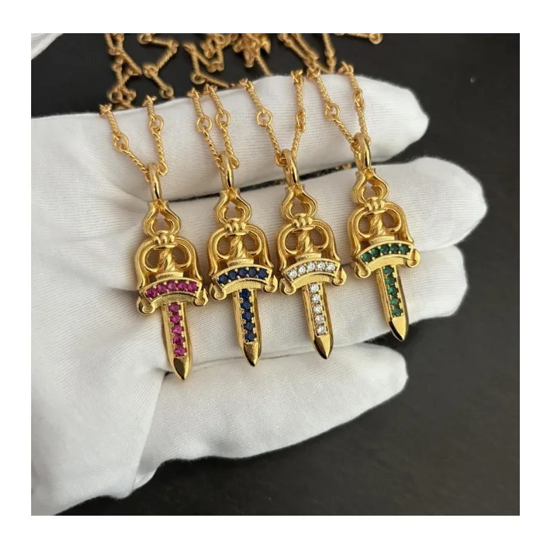 Gold Luxury High Temperament Color Diamond Sword Pendant Bamboo Chain Necklace Fashion Versatile Couple
Gold Luxury High Temperament Color Diamond Sword Pendant Bamboo Chain Necklace Fashion Versatile Couple