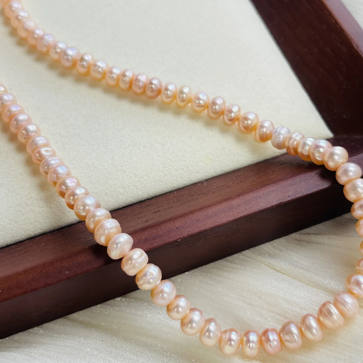 AA 5-6mm Pink Bread Shape Natural Freshwater Pearls Loose Beads for Needlework Jewelry Making DIY Necklace Bracelet Accessories
AA 5-6mm Pink Bread Shape Natural Freshwater Pearls Loose Beads for Needlework Jewelry Making DIY Necklace Bracelet Accessories