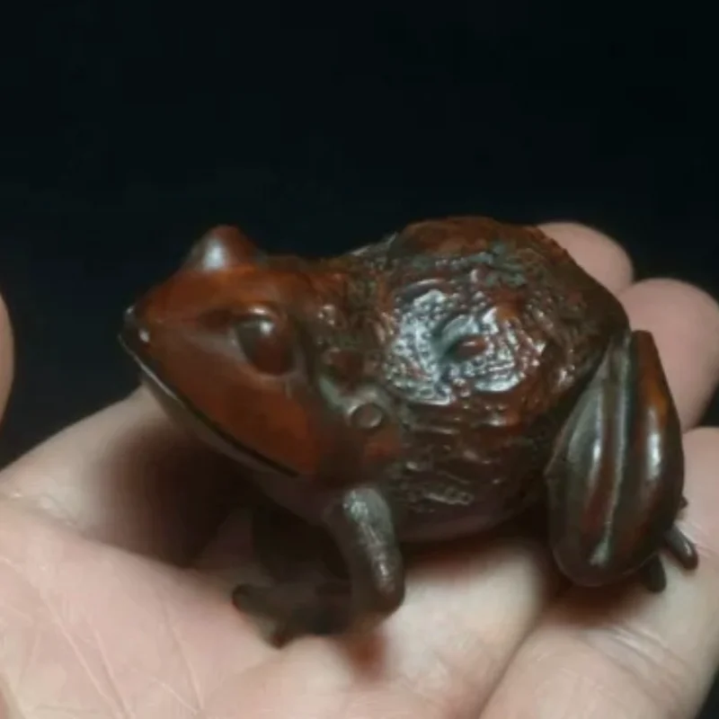 Japanese boxwood carved lovely frog statue table decoration collectable gift
Japanese boxwood carved lovely frog statue table decoration collectable gift