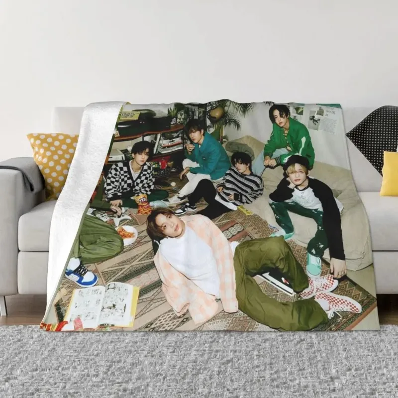 Plaid Baby Blanket Sofa Cover Flannel Winter Korean Boy Portable Warm Throw Blanket for Bedding Car Plush Thin Quilt
Plaid Baby Blanket Sofa Cover Flannel Winter Korean Boy Portable Warm Throw Blanket for Bedding Car Plush Thin Quilt