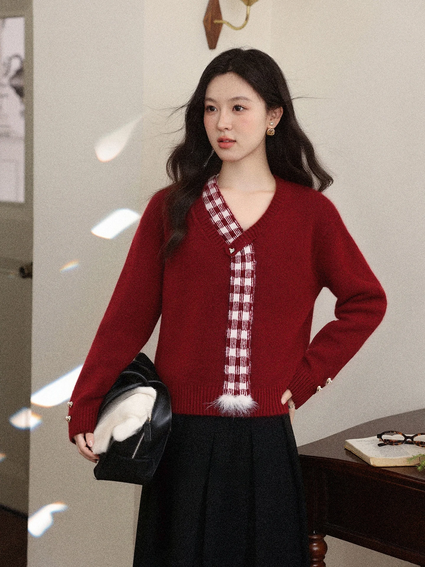 Red Knitted Short Sweater Women's Autumn Winter Design Sense Waist-Cinching Christmas Style Casual Fashion Online Exclusive
Red Knitted Short Sweater Women's Autumn Winter Design Sense Waist-Cinching Christmas Style Casual Fashion Online Exclusive