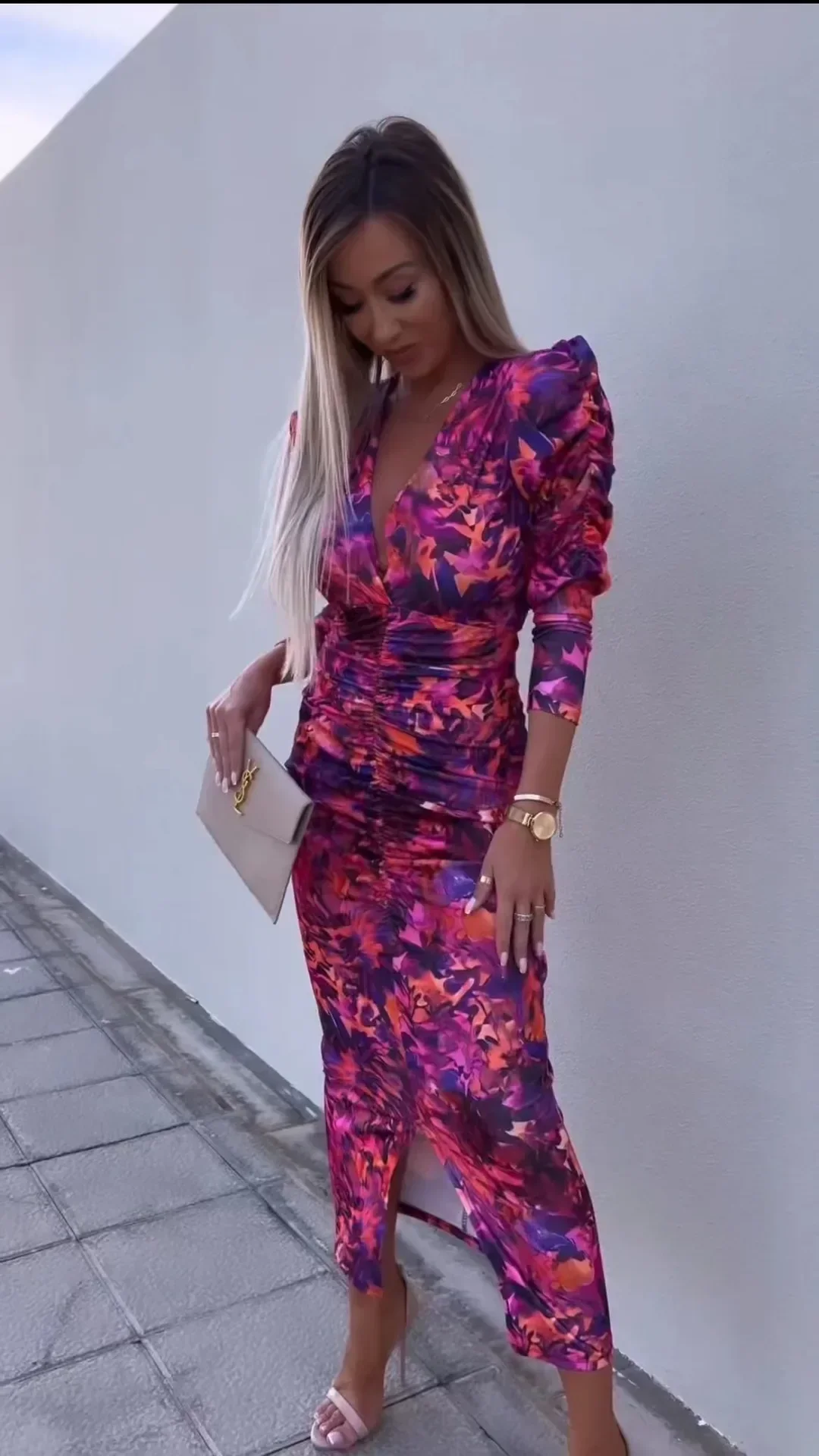 Women Luxury Party Dress Deep V-neck Puff Sleeve Printed Floral Bodycon y2k Vintage Split Eleastic Female Summer Prom Dresses
Women Luxury Party Dress Deep V-neck Puff Sleeve Printed Floral Bodycon y2k Vintage Split Eleastic Female Summer Prom Dresses
