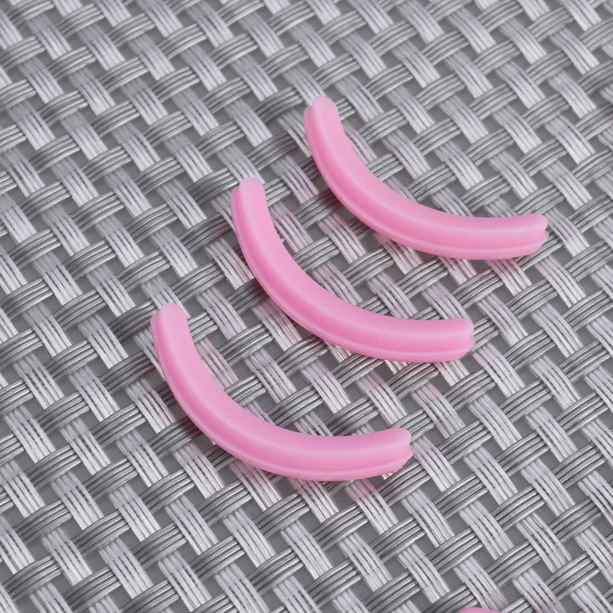 16pcs Eyelash Replacement Silicone Pads Eco-Friendly Soft Refill Pads For Women Refill Cushions For Women Pink
16pcs Eyelash Replacement Silicone Pads Eco-Friendly Soft Refill Pads For Women Refill Cushions For Women Pink