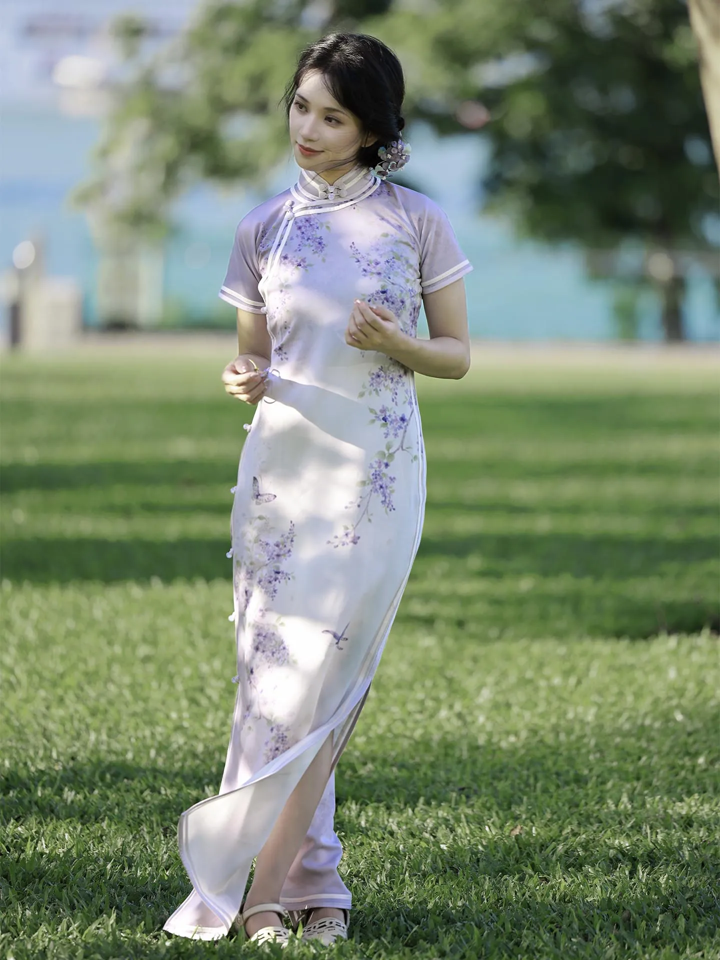 Традиционное длинное цельное платье для девочек на весну-лето, однослойное, с волнистыми полосками 30s, классическое китайское платье
Традиционное длинное цельное платье для девочек на весну-лето, однослойное, с волнистыми полосками 30s, классическое китайское платье