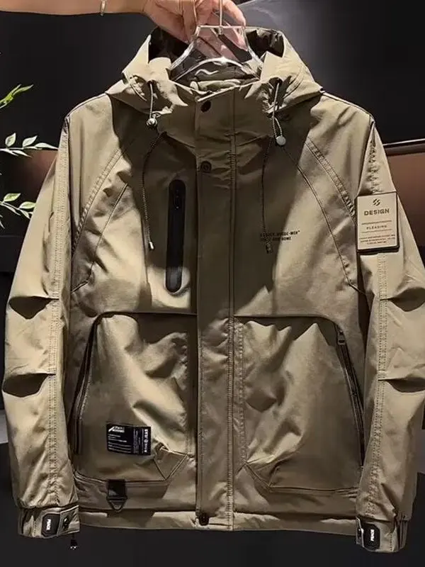 Мужская модная спецодежда Jaet, весенне-осенняя новинка, ветрозащитный дизайн с капюшоном, повседневная одежда из полиэстера с застежкой-молнией Haome...
Мужская модная спецодежда Jaet, весенне-осенняя новинка, ветрозащитный дизайн с капюшоном, повседневная одежда из полиэстера с застежкой-молнией Haome...