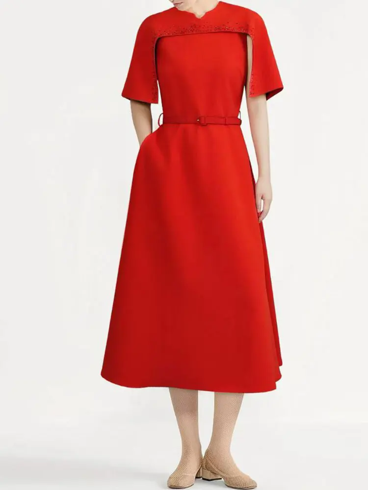 In the spring of 2026, the new broken diamond beaded V-neck short sleeve temperament elegant belt waist dress fashion holiday dr
In the spring of 2026, the new broken diamond beaded V-neck short sleeve temperament elegant belt waist dress fashion holiday dr