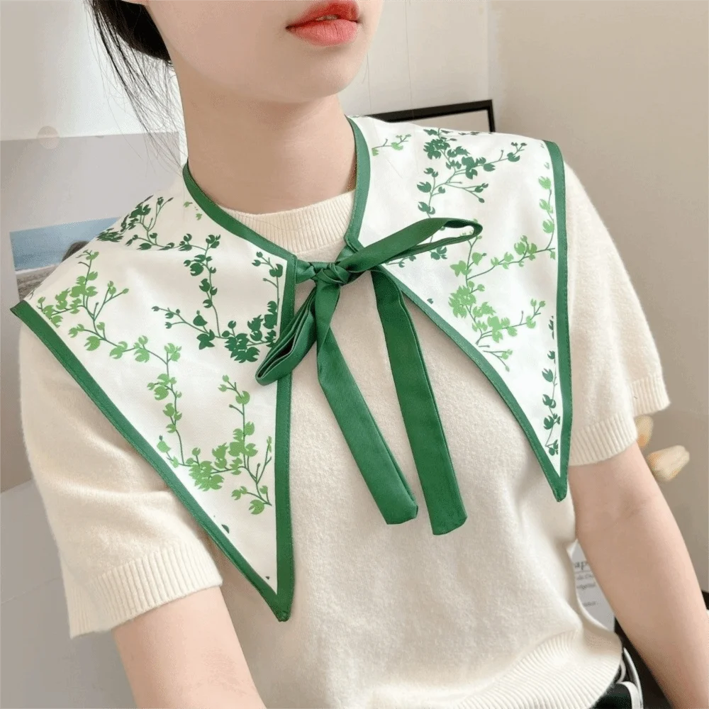 Elegant Floral Pattern Fake Collar Capelet Print Lace Up Fake Collar Shawl Chinese Style Shoulder Wraps Decorative Scarf Ladies
Elegant Floral Pattern Fake Collar Capelet Print Lace Up Fake Collar Shawl Chinese Style Shoulder Wraps Decorative Scarf Ladies