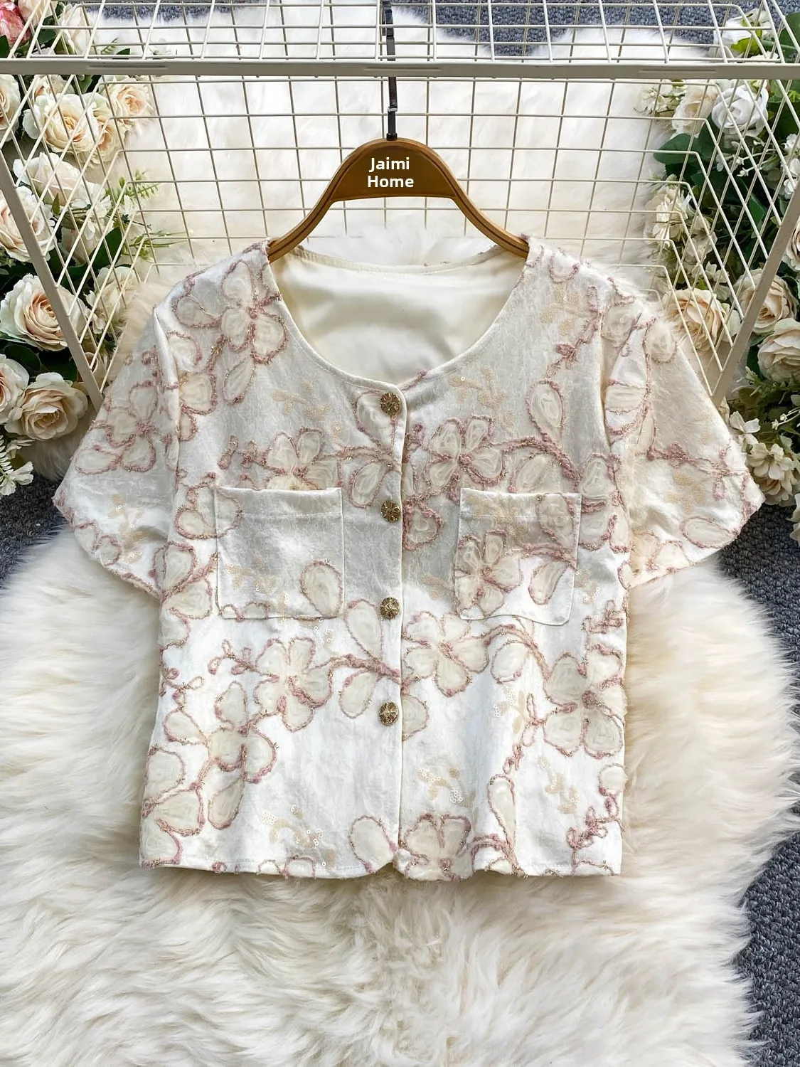 Embroidered Sequin Mesh Loose Fit round Neck Outerwear for Women Summer Slimming Top Commute Style Short Sleeve
Embroidered Sequin Mesh Loose Fit round Neck Outerwear for Women Summer Slimming Top Commute Style Short Sleeve