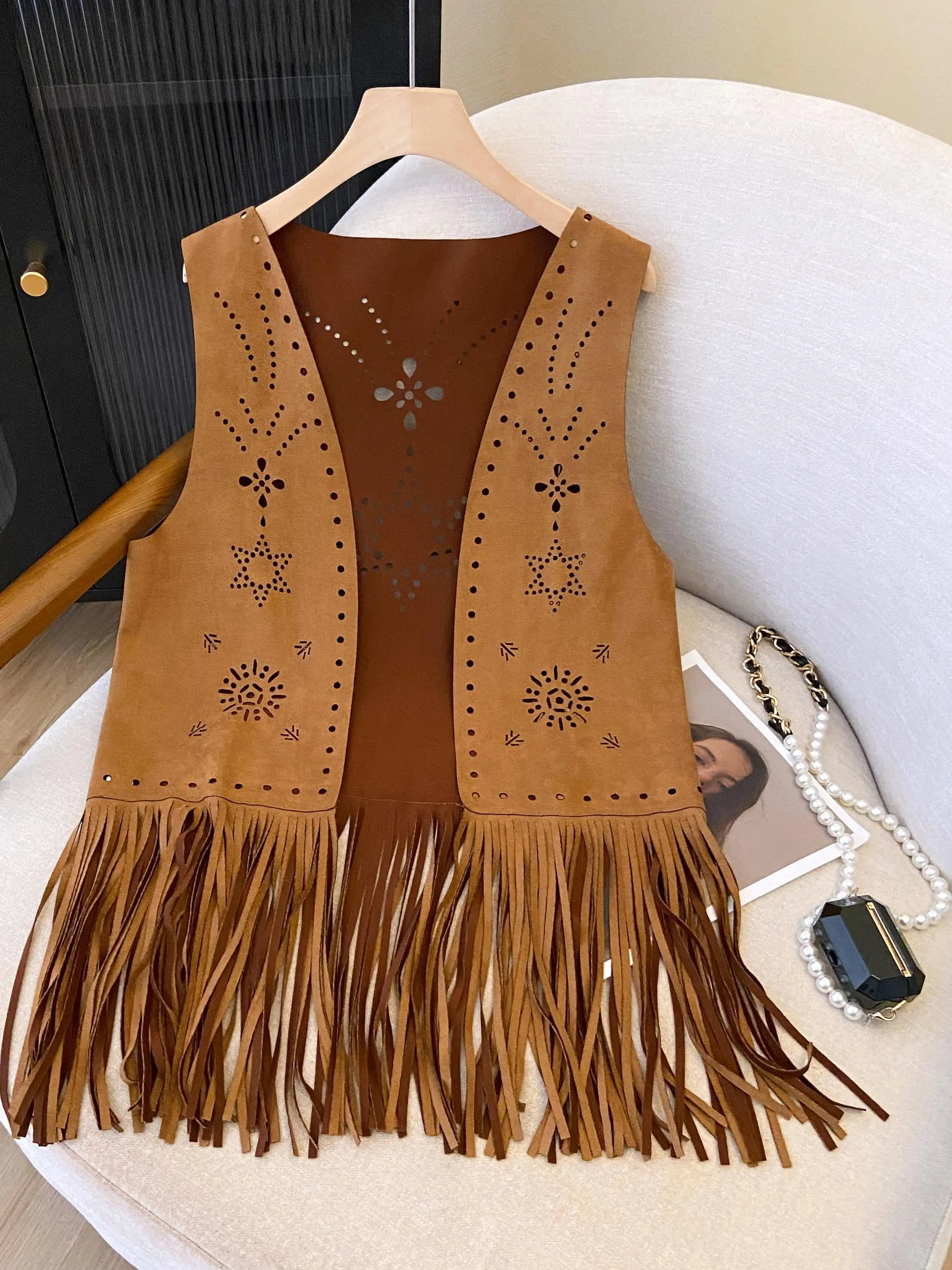 Ковбойский коричневый кардиган n Sle с вырезом в стиле вестерн для путешествий и жилета с отделкой кисточками в этническом стиле
Ковбойский коричневый кардиган n Sle с вырезом в стиле вестерн для путешествий и жилета с отделкой кисточками в этническом стиле