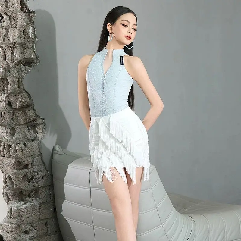 Top Skirt Set Latin Dancewear Lace Embossed Pattern Sleeveless Latin Dance Practice Wear Gala Girl Costume Tassel
Top Skirt Set Latin Dancewear Lace Embossed Pattern Sleeveless Latin Dance Practice Wear Gala Girl Costume Tassel