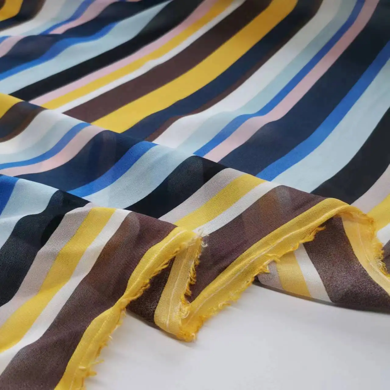 Красочная полоска, вискоза, хлопок, шифон, платье, пляжная шаль, дышащий материал для шитья одежды
Красочная полоска, вискоза, хлопок, шифон, платье, пляжная шаль, дышащий материал для шитья одежды