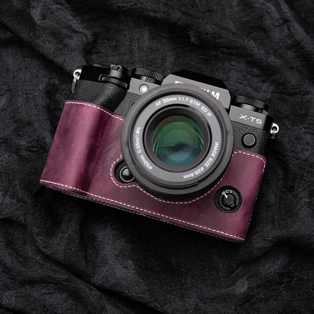 Retro XT5 Camera Bag Handmade Genuine Leather XT5 Bag for Fujifilm X-T5 Camera Bag Protective Case Leather Half Case for XT5
Retro XT5 Camera Bag Handmade Genuine Leather XT5 Bag for Fujifilm X-T5 Camera Bag Protective Case Leather Half Case for XT5