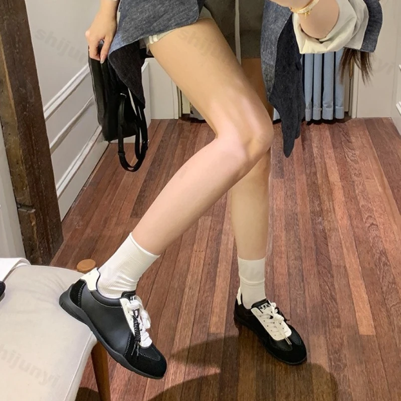 Женские туфли для доски, весна-осень 2023, новая модная винтажная повседневная обувь на шнуровке, легкая удобная нескользящая вулканизированная обувь 
Женские туфли для доски, весна-осень 2023, новая модная винтажная повседневная обувь на шнуровке, легкая удобная нескользящая вулканизированная обувь