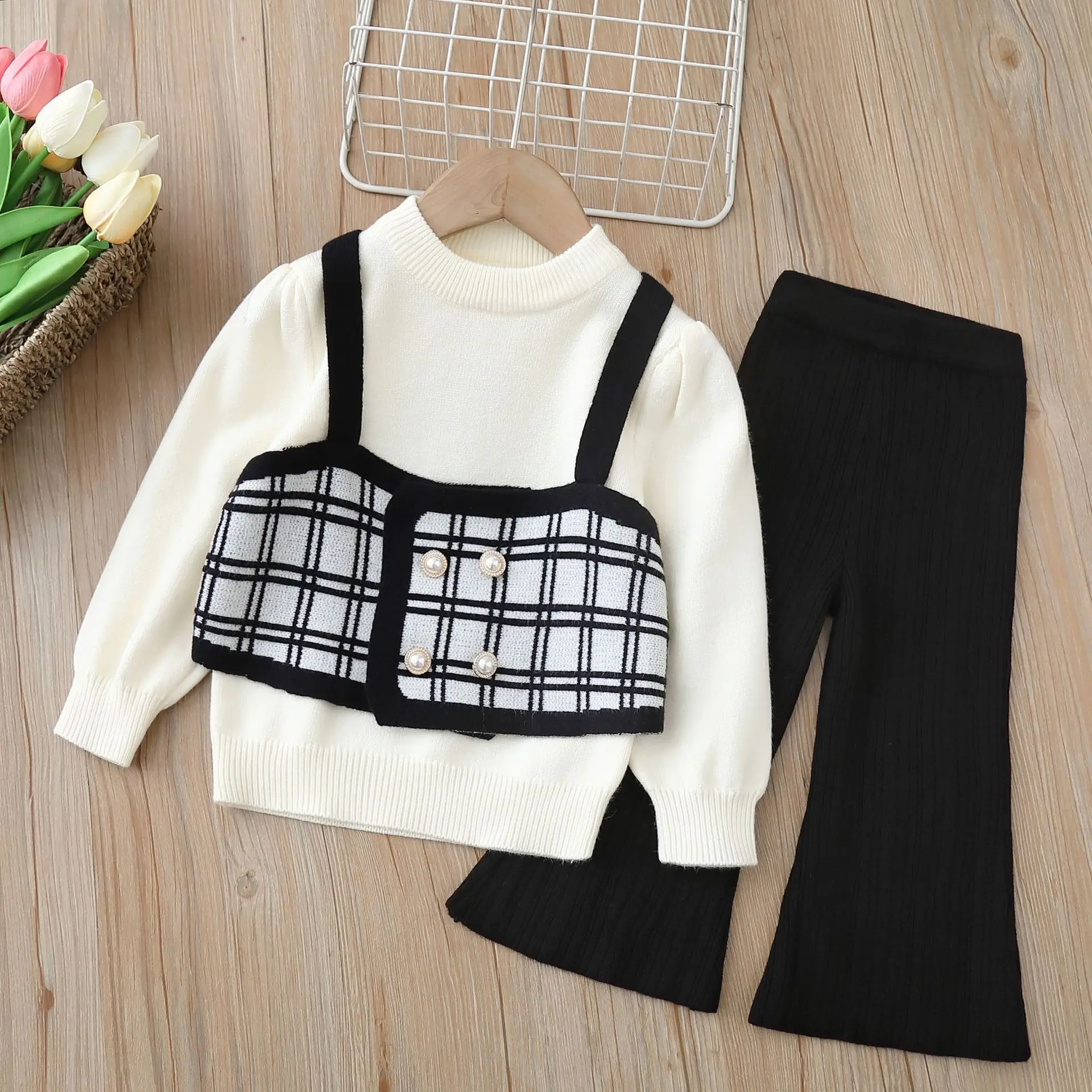 Children's Clothing Sets Plaid Halter Puffy Sleeves Tops+Wide Leg Pants 2Pcs Sweater Girls Clothes Set 2 To 6 Years Kids Clothes
Children's Clothing Sets Plaid Halter Puffy Sleeves Tops+Wide Leg Pants 2Pcs Sweater Girls Clothes Set 2 To 6 Years Kids Clothes