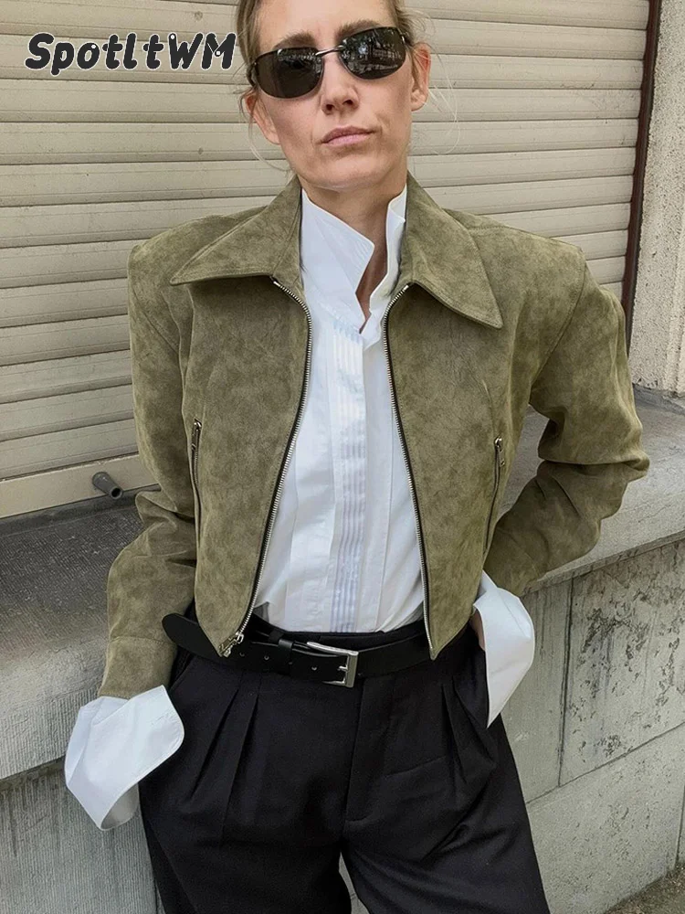 Chic Army Green Suede Short Jacket Women Fashion Lapel Long Sleeve Zipper Cropped Coat 2024 Autumn Lady Commuting Street Outwear
Chic Army Green Suede Short Jacket Women Fashion Lapel Long Sleeve Zipper Cropped Coat 2024 Autumn Lady Commuting Street Outwear