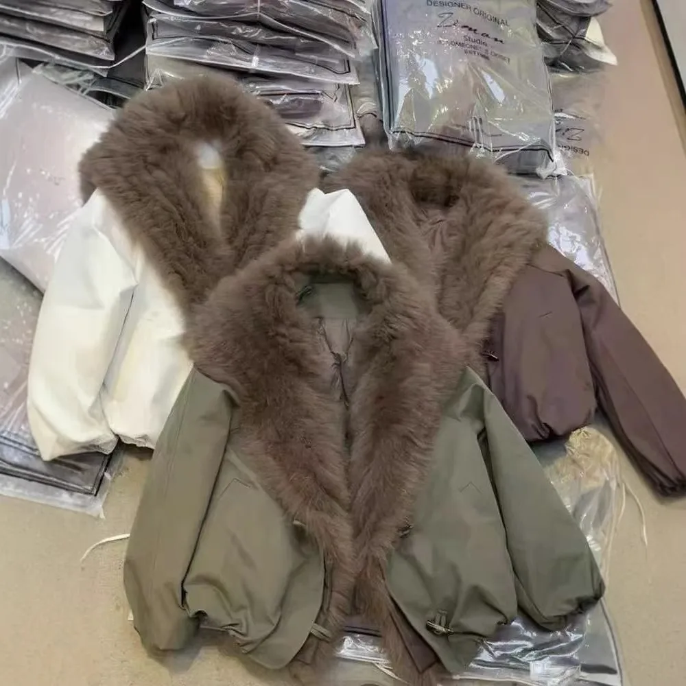 Fox Fur Coats for Woman Women's Down Coats and Parkas Lightweight Padded Jackets Casual Jacket with Fur Outerwear Real Fur Coat
Fox Fur Coats for Woman Women's Down Coats and Parkas Lightweight Padded Jackets Casual Jacket with Fur Outerwear Real Fur Coat