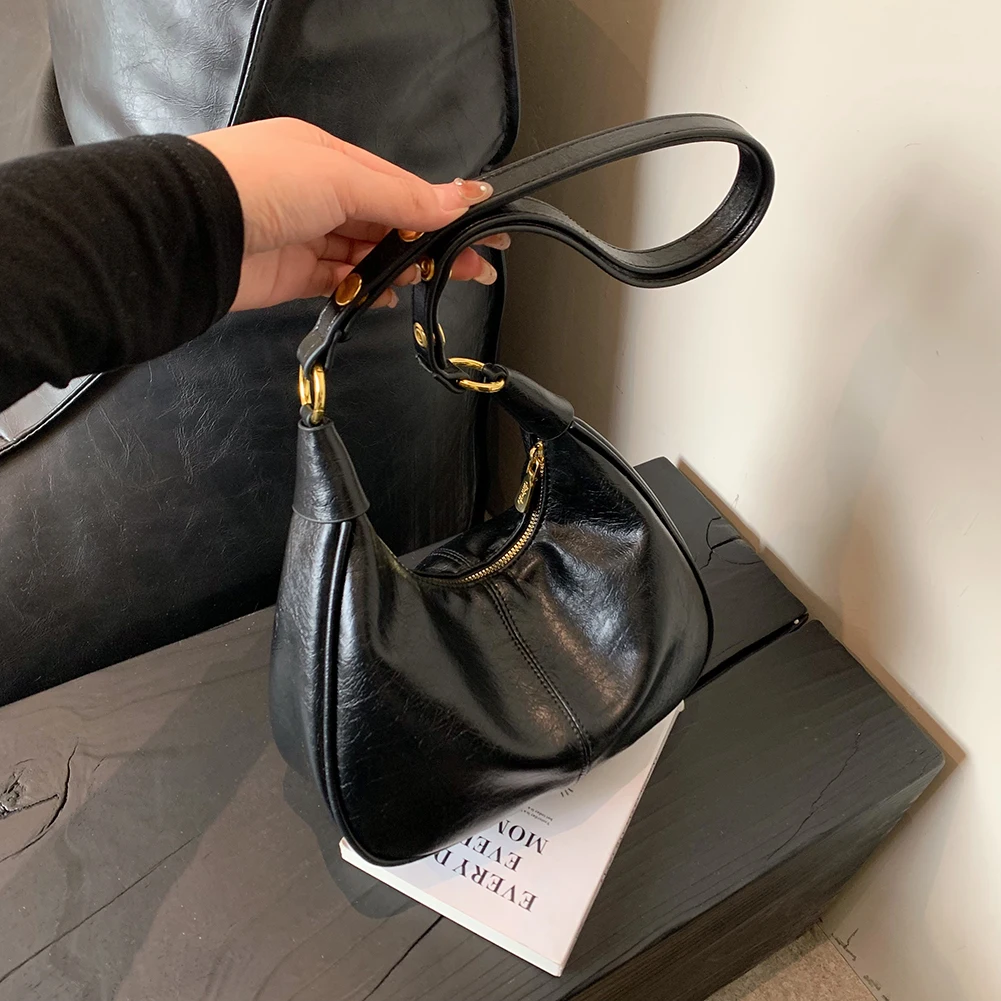 Shoulder Bag for Women Adjustable Strap Crescent Bag PU Leather with Zipper Solid Handbag for Work Travel
Shoulder Bag for Women Adjustable Strap Crescent Bag PU Leather with Zipper Solid Handbag for Work Travel