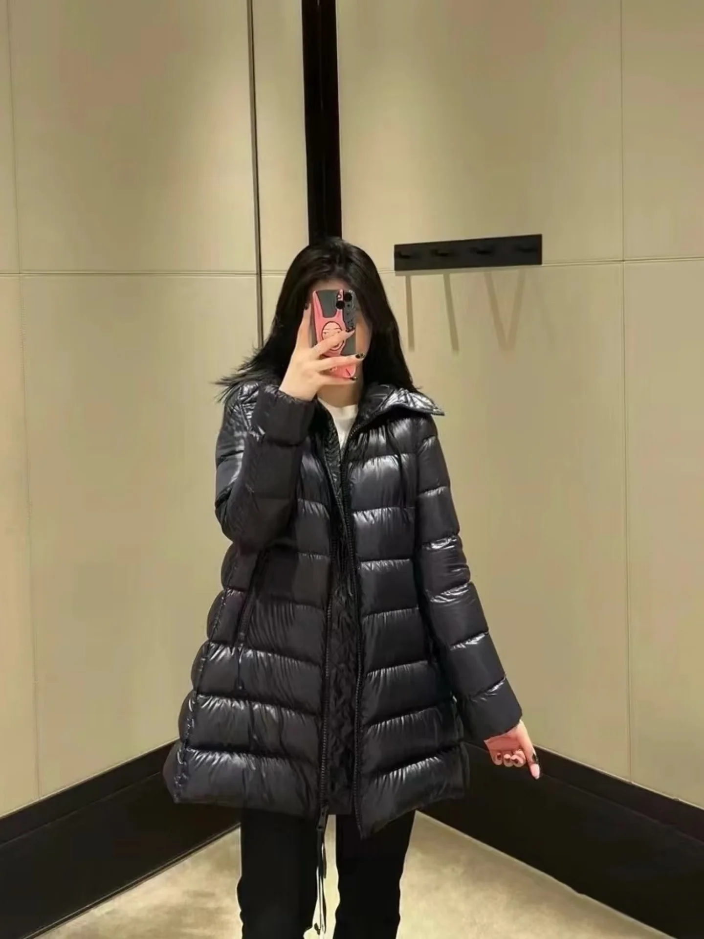 Classic A-Line Mid-Length High Collar Women's down Jacket Thickened Hoodie Belly Concealing Three-Proof Non-Wash Doll Style
Classic A-Line Mid-Length High Collar Women's down Jacket Thickened Hoodie Belly Concealing Three-Proof Non-Wash Doll Style