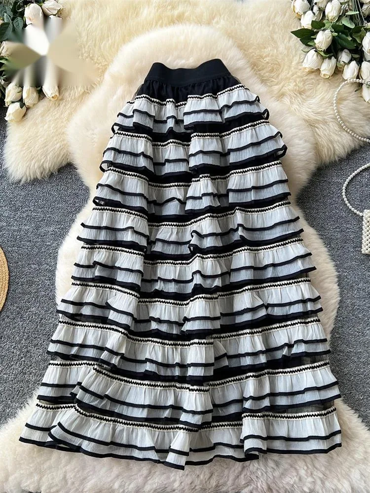 Senior Striped Cake Skirt Female Elastic Waist A Line Autumn French Style Elegant Ruffles Hotsweet Long Skirt
Senior Striped Cake Skirt Female Elastic Waist A Line Autumn French Style Elegant Ruffles Hotsweet Long Skirt