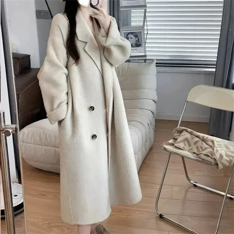 Elegant Woolen Coat Women's Autumn Winter Knee-Length Overcoat Korean Style Hepburn Medium Length Outerwear for Women
Elegant Woolen Coat Women's Autumn Winter Knee-Length Overcoat Korean Style Hepburn Medium Length Outerwear for Women