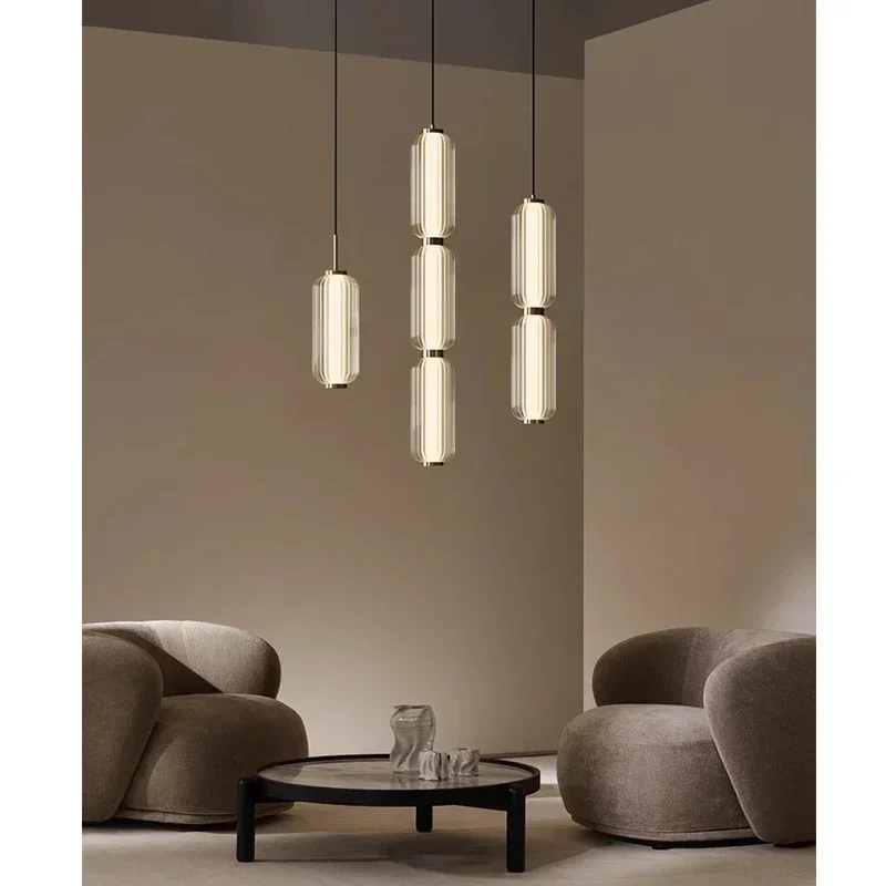 Postmodern minimalist long glass pendant lamp Restaurant bedside light American retro exhibition hall sample room pendant lamp
Postmodern minimalist long glass pendant lamp Restaurant bedside light American retro exhibition hall sample room pendant lamp