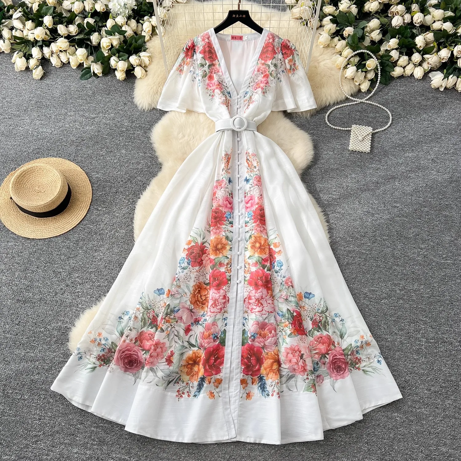 2025 Summer Holiday Gorgeous Flower Long Dress Women's V-Neck Batwing Sleeve Single Breasted Buttons Down Belt Party Vestidos
2025 Summer Holiday Gorgeous Flower Long Dress Women's V-Neck Batwing Sleeve Single Breasted Buttons Down Belt Party Vestidos