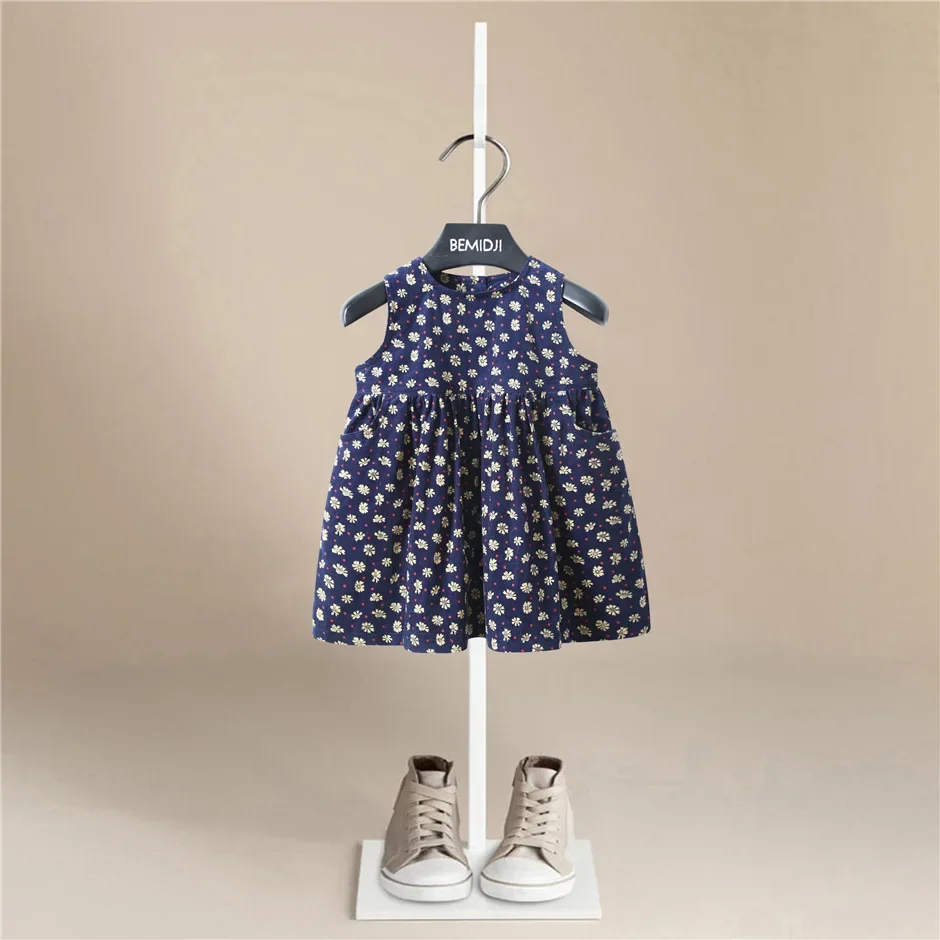 Spring Autumn Outerwear Toddler Kids Clothing Baby Girl Retro Dress Strap Corduroy Dress Suspenders Solid Overalls with Flower
Spring Autumn Outerwear Toddler Kids Clothing Baby Girl Retro Dress Strap Corduroy Dress Suspenders Solid Overalls with Flower