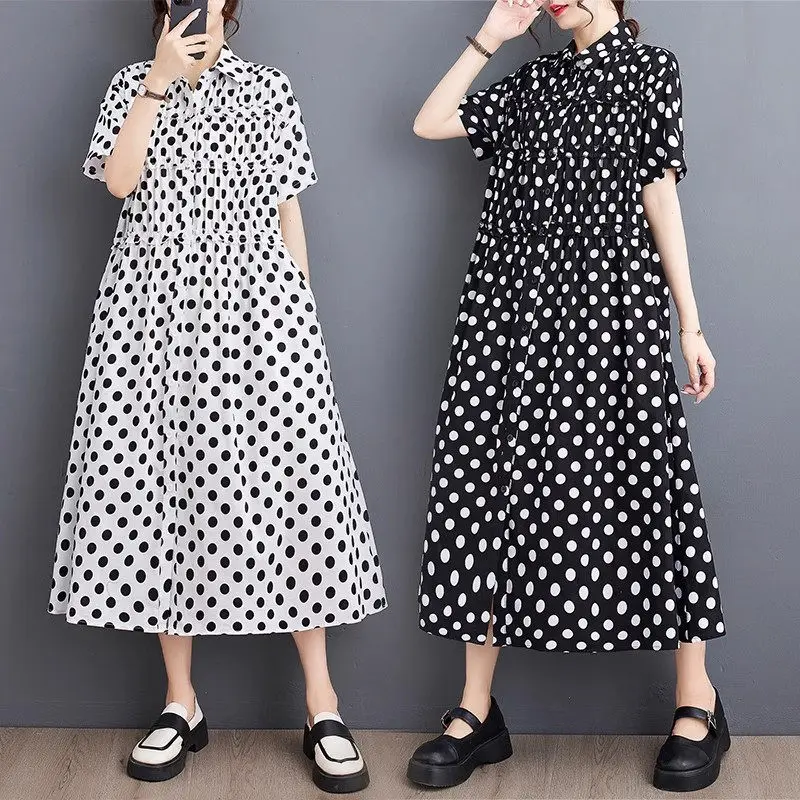Classic Polka Dot Dress 2023 Summer Loose Retro Slim Wood Ear Lace Pleated Mid Length Short Sleeve Casual Shirt Dress Z1623
Classic Polka Dot Dress 2023 Summer Loose Retro Slim Wood Ear Lace Pleated Mid Length Short Sleeve Casual Shirt Dress Z1623