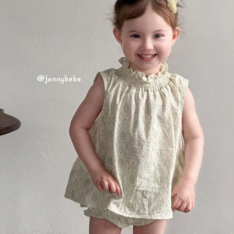 Новый летний комплект одежды для девочек 1-4 лет: хлопковый жилет без рукавов с принтом + шорты, набор для новорожденных девочек
Новый летний комплект одежды для девочек 1-4 лет: хлопковый жилет без рукавов с принтом + шорты, набор для новорожденных девочек